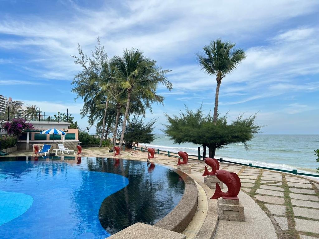 Baan Rom Mai Rim Haad - Housity