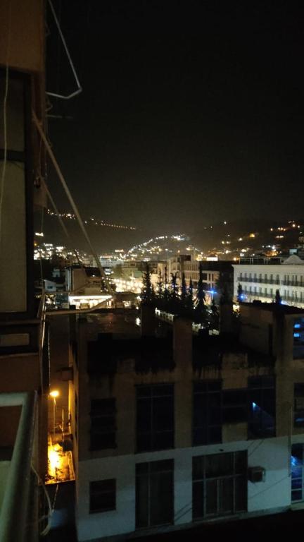 City Center Apartment - Imazhi 9