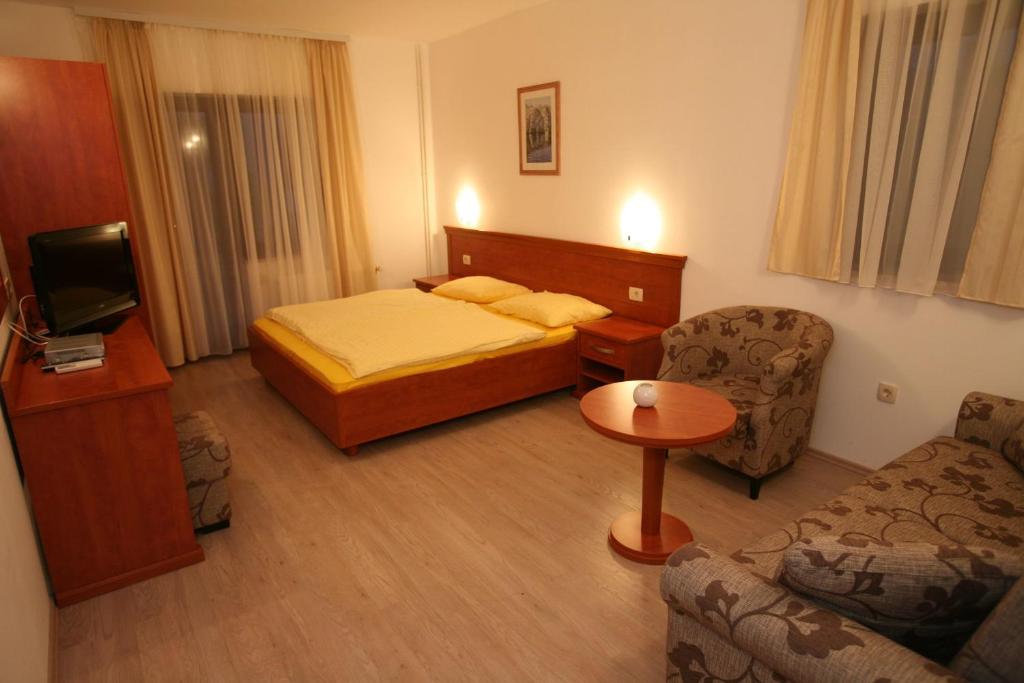 TV a/nebo společenská místnost v ubytování B&B Marijana