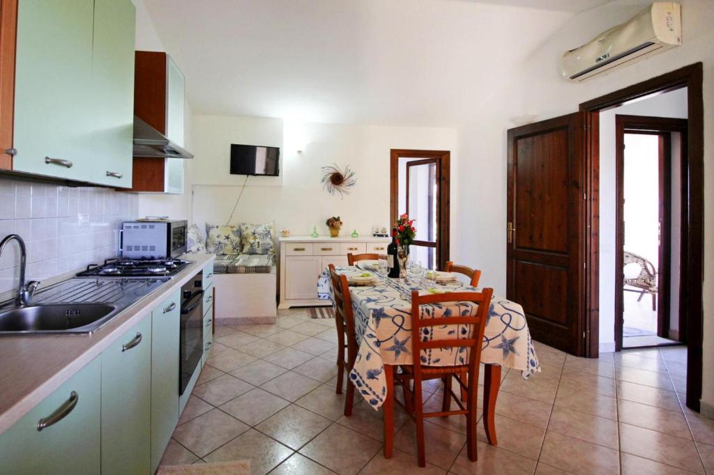 Zdjęcie z galerii obiektu Apartment in Costa Rei with garden w mieście Costa Rei