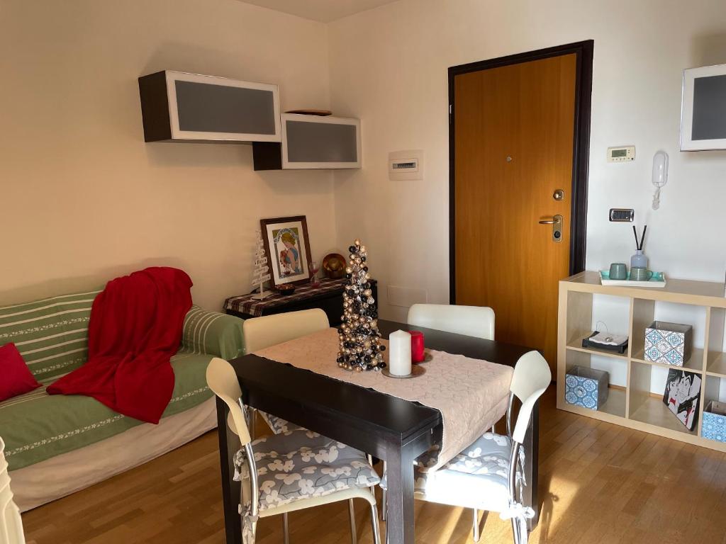 Posedenie v ubytovaní A Casa di Amici - intero appartamento - Free parking - wi-fi