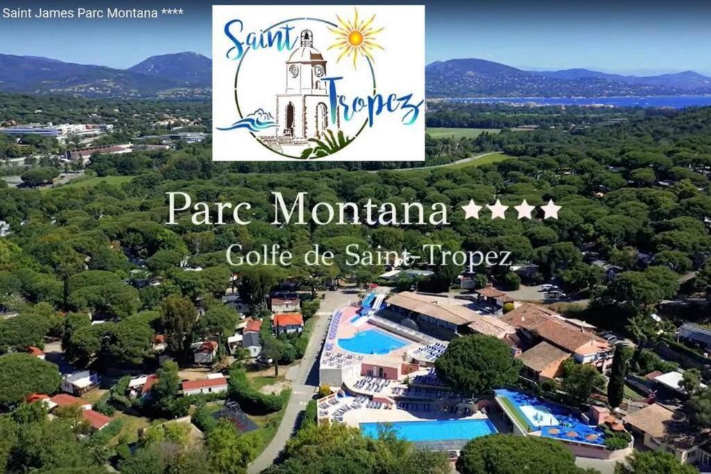 un complexe avec vue sur la piscine dans l'établissement Le TropeZen Confort Plus TV WIFI VOD Salle de Sport !, à Gassin