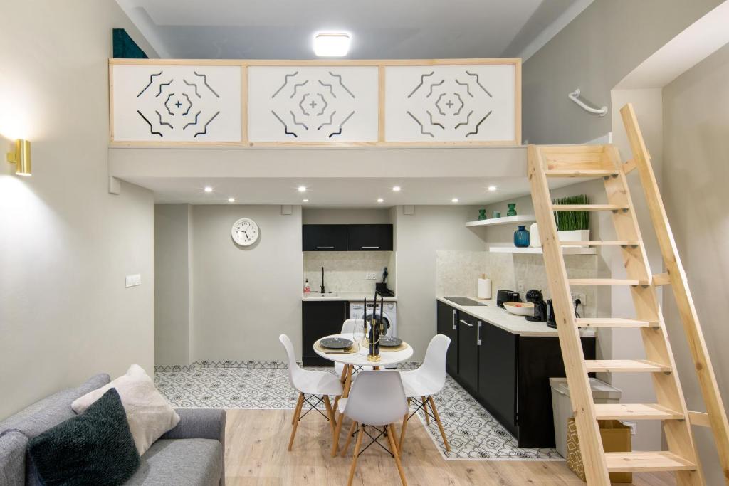 Bocheńska 6 توسط Homeprime, آژانس هواپیمایی آسمان سپید