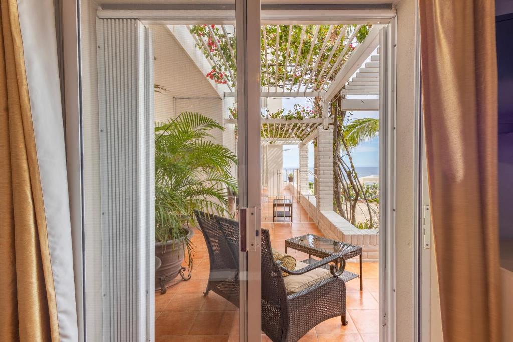 MariaMar Suites photo