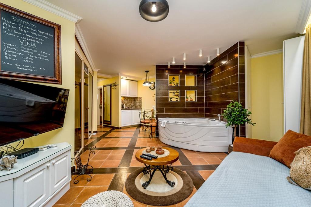 Kuchyň nebo kuchyňský kout v ubytování Nirvana SPA Center