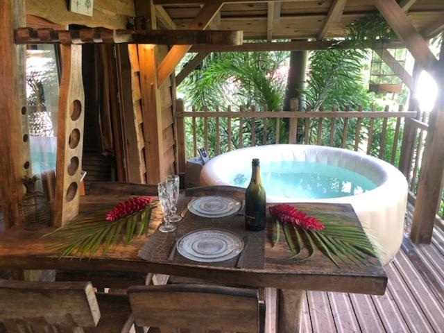 Fotografie z fotogalerie ubytování West Indies Cottage v destinaci Pointe-Noire