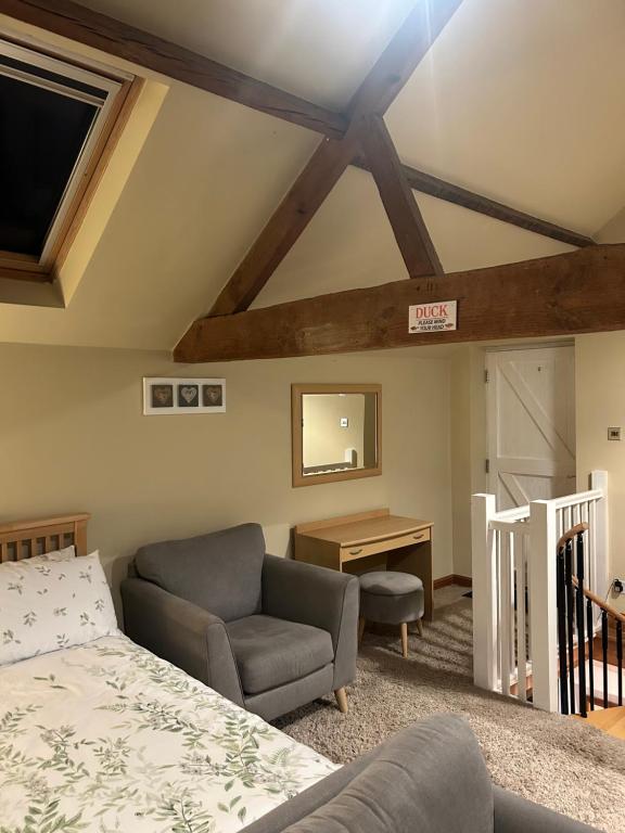 Granary cottage with HOT TUB 2