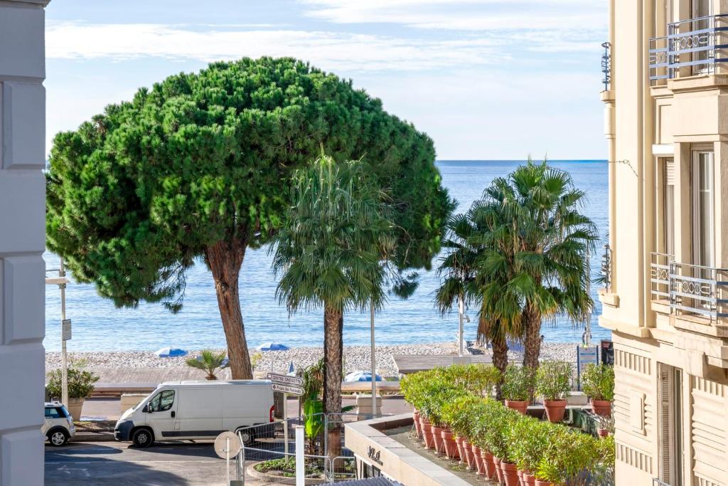 Cannes Luxury Rental - Cosy apartment to rent 50m from the beaches