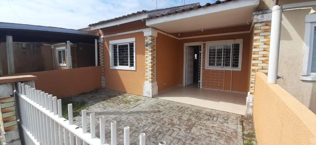 Το κτήριο όπου στεγάζεται  η παραθεριστική κατοικία