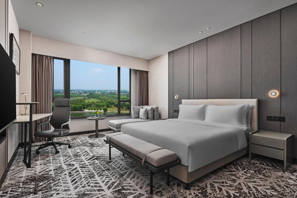 Crowne Plaza Shanghai Jinshan by IHG - 高级房间