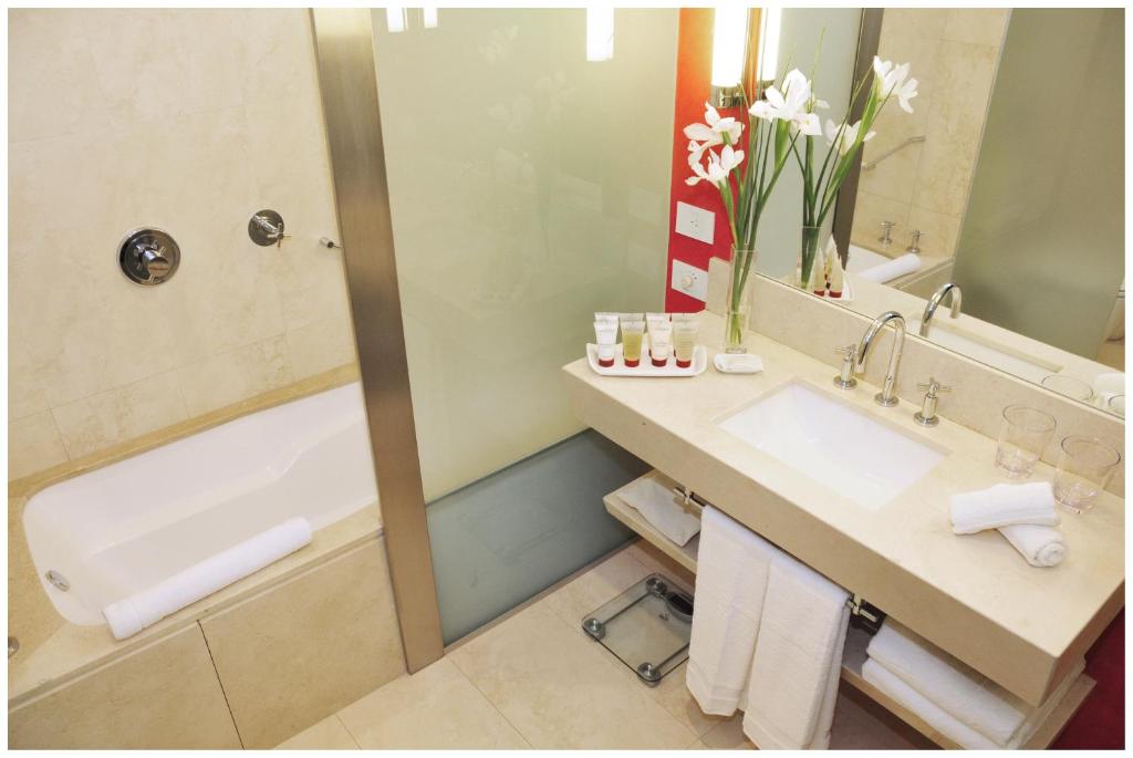 Travel Proud Sustainability certification Hotel Pullman City Center Rosario - Стандартный номер с двумя кроватями