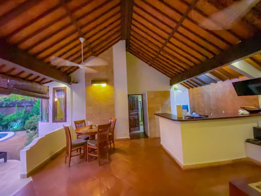 Bali Dyana Villas - 12