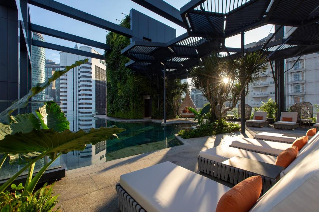 Hotel Indigo Kuala Lumpur on the Park by IHG photo