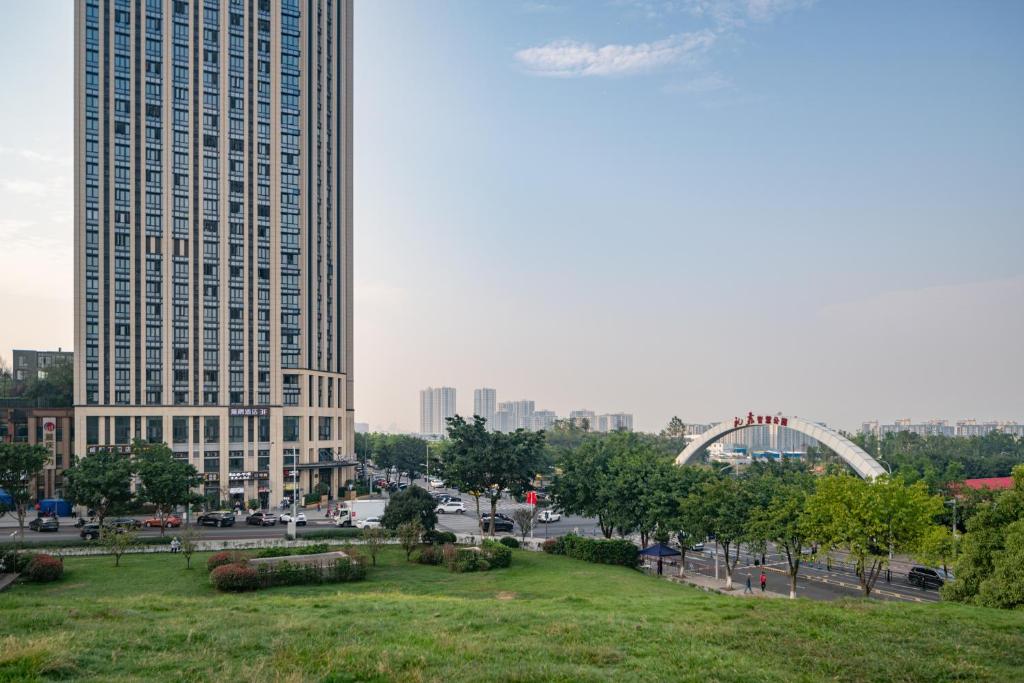 Pemandangan umum bagi Chongqing atau pemandangan bandar yang diambil dari hotel