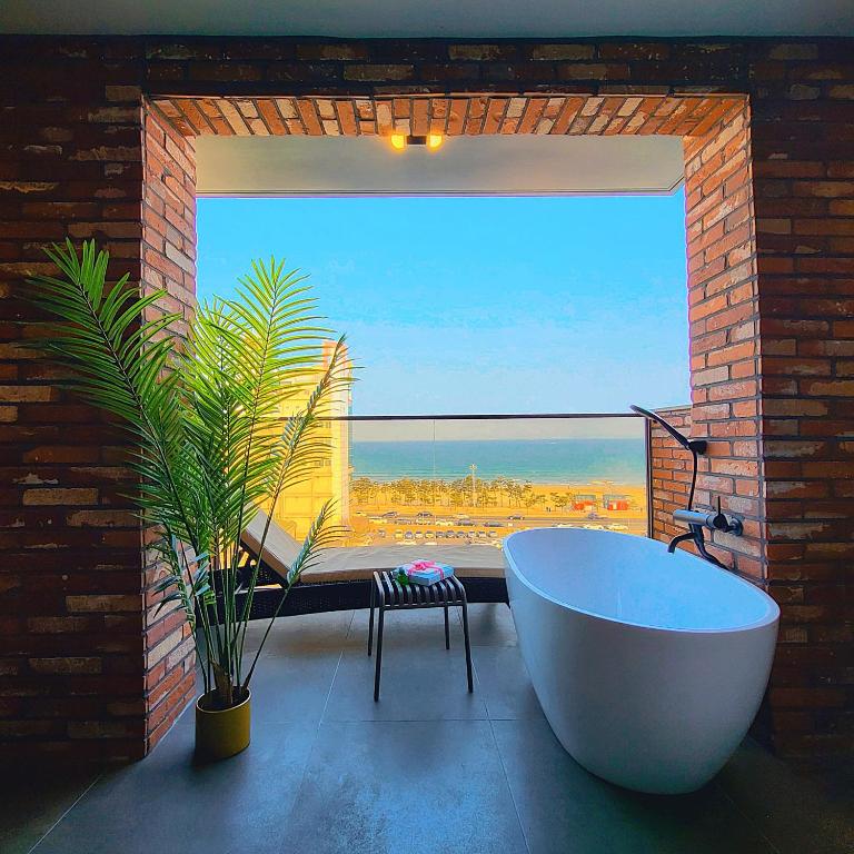 Browndot Terrace Pohang Passenger Terminal - 