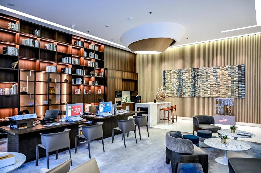 Posezení v ubytování Artisse Place - Access to 4000 sqm Fusion Wellness Centre and 800 sqm Indoor Swimming Pool