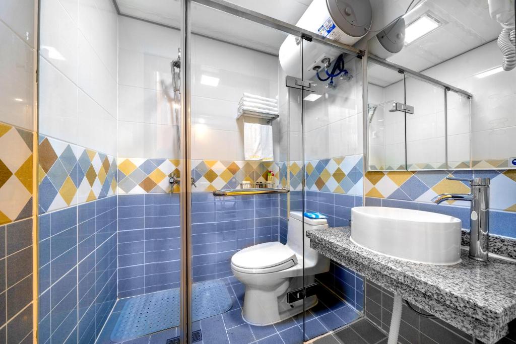 Qihang Hotel Harbin Taiping Airport - Стандартная комната для близнецов
