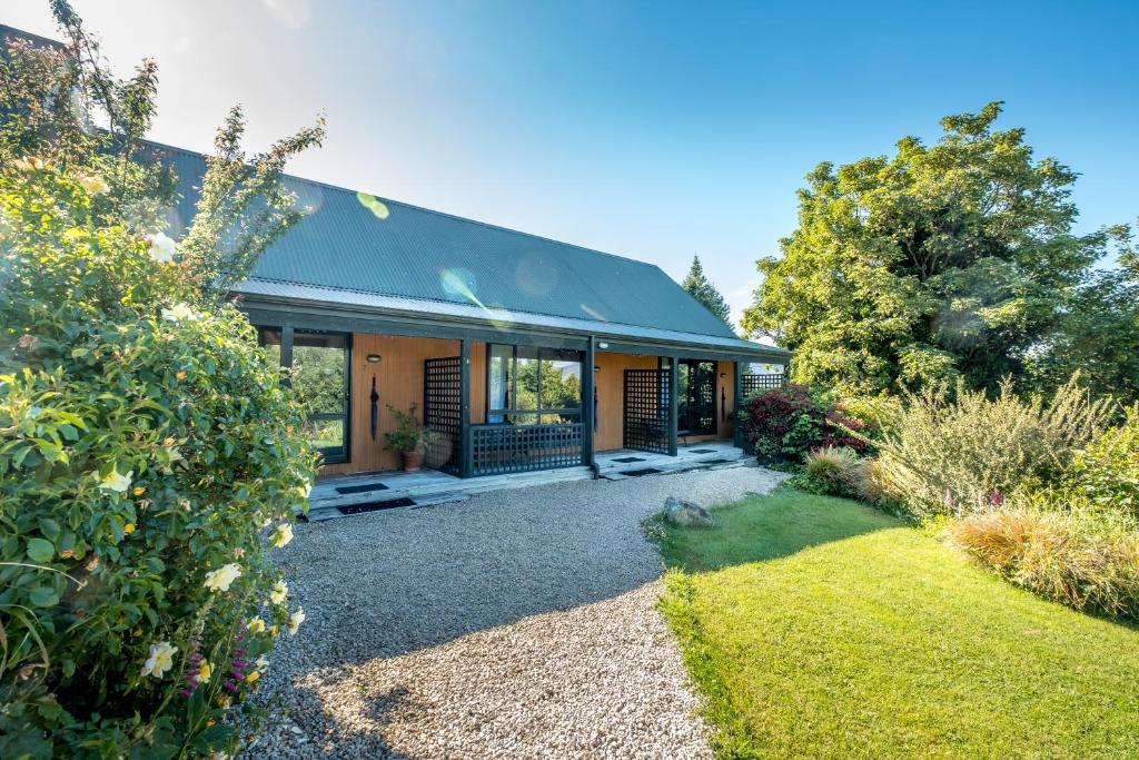 Alpine Garden Motel - Resim 11