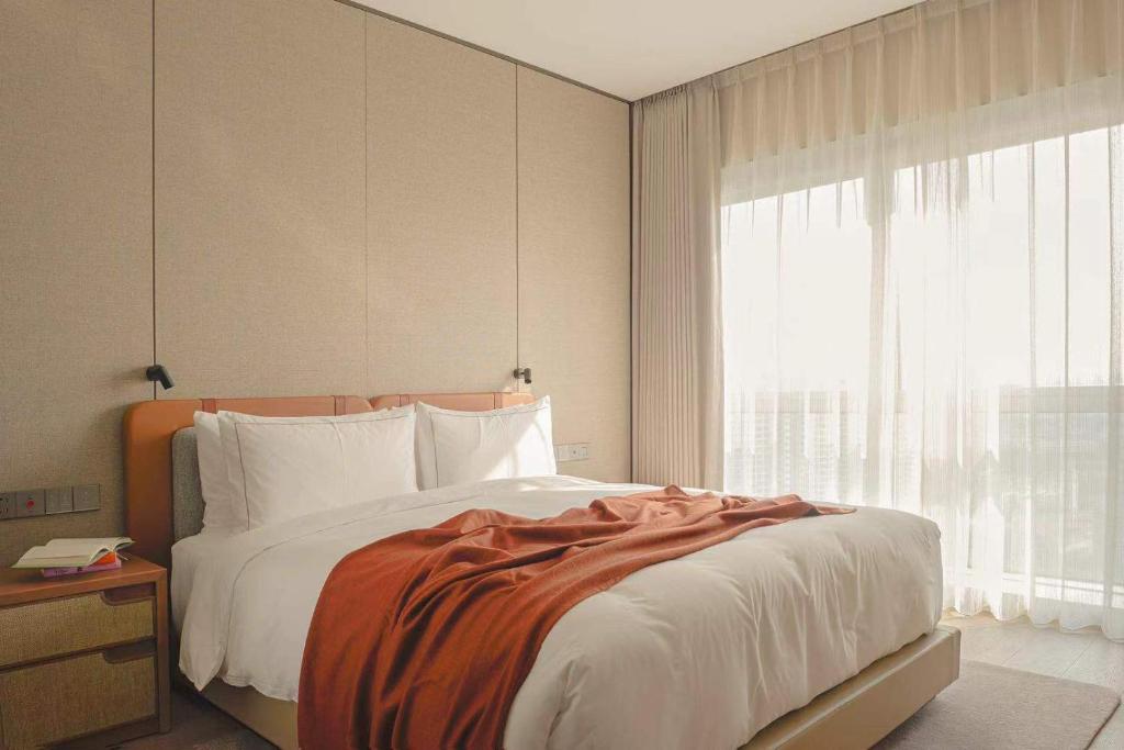 Artisse Place - Access to 4000 sqm Fusion Wellness Centre and 800 sqm Indoor Swimming Pool - 带有山景的套房（包括单一早餐）