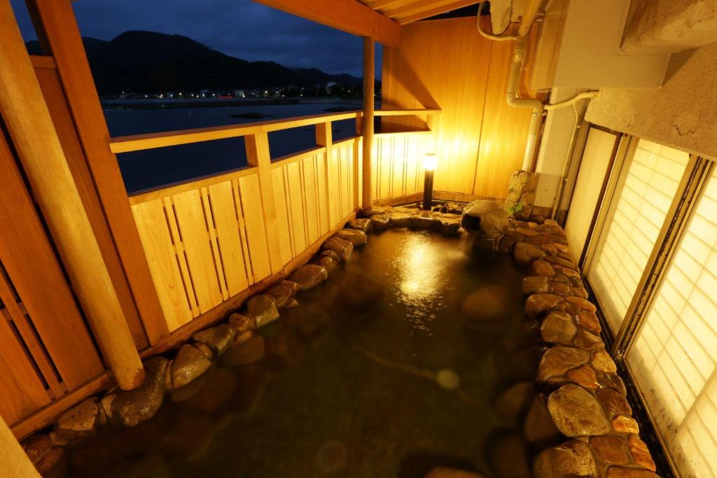 Fotografie z fotogalerie ubytování Okukinosaki Seaside Hotel v destinaci Toyooka