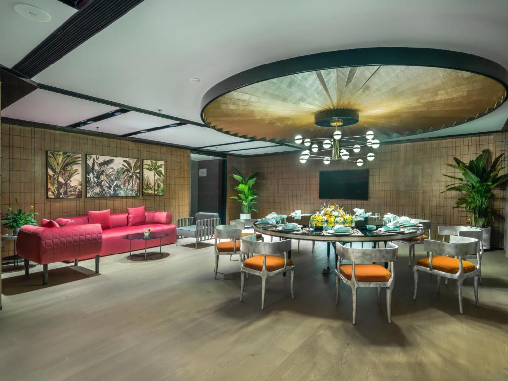 Posezení v ubytování Four Points by Sheraton Yangjiang City Center
