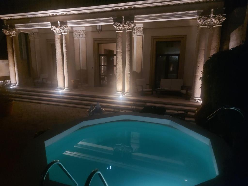 Kép Dimora Charleston Lecce parcheggio privato in loco gratis szállásáról Leccében a galériában