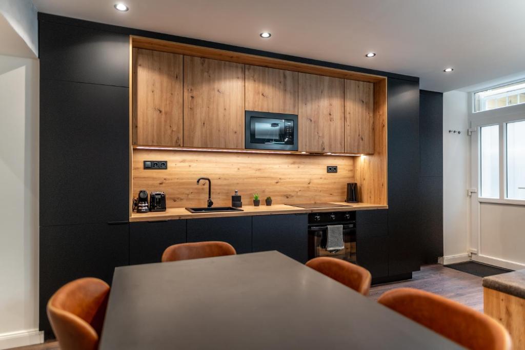 Downtown Luxury by Stlcz with 2 bathrooms 1067 Budapest, 4 Oktogon kép - 1