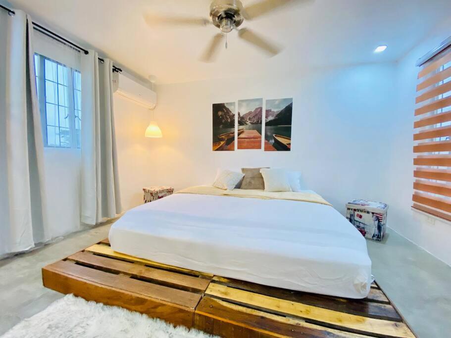Cabin Hub’s: Minimalist- Country Style Staycation - Housity