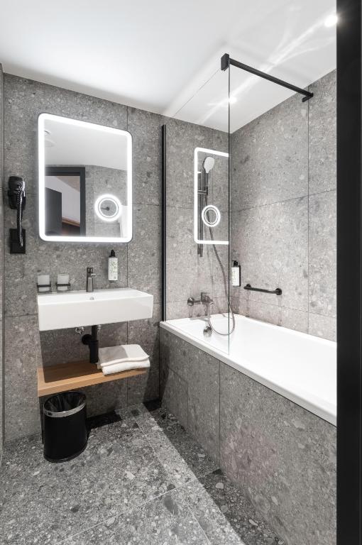 Koupelna v ubytování Qubus Hotel Katowice