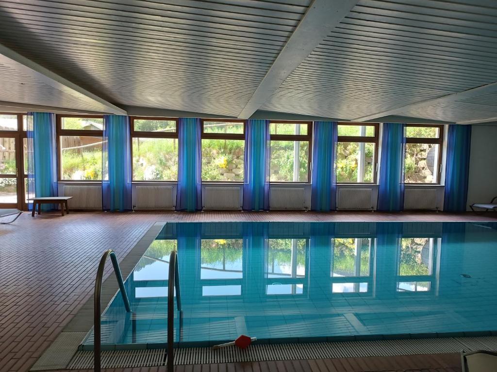 Bazén v ubytování Sporthotel Rasen nebo v jeho okolí