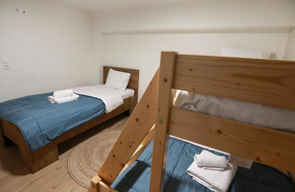 The house under the rocks of Meteora 2 - 10