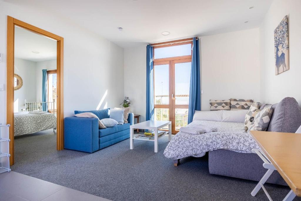 Posedenie v ubytovaní Casa Xanadu Carmona - Stylish villa with rooftop terrace and stunning views of Parador
