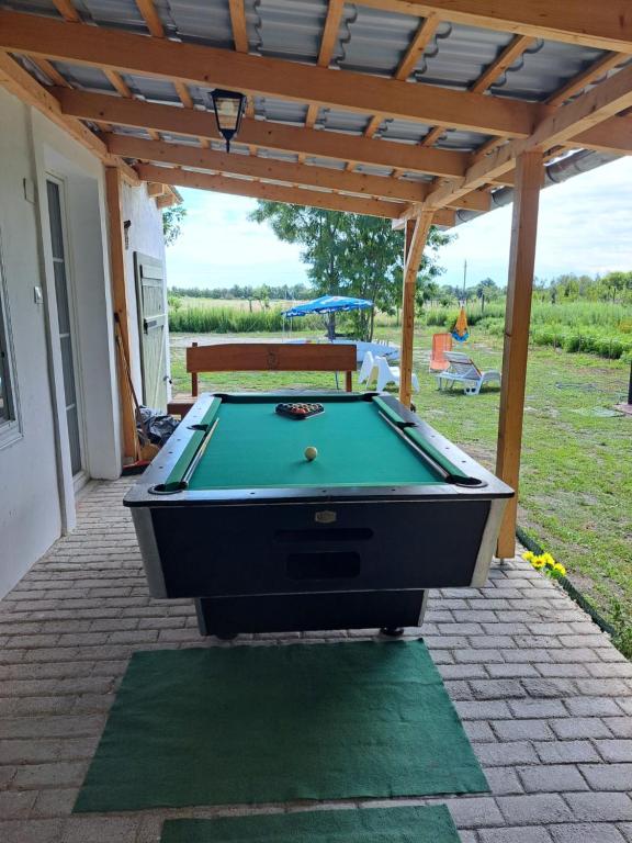 Biliardový stôl v ubytovaní Holiday Home Balatoni Farmhaz by Interhome