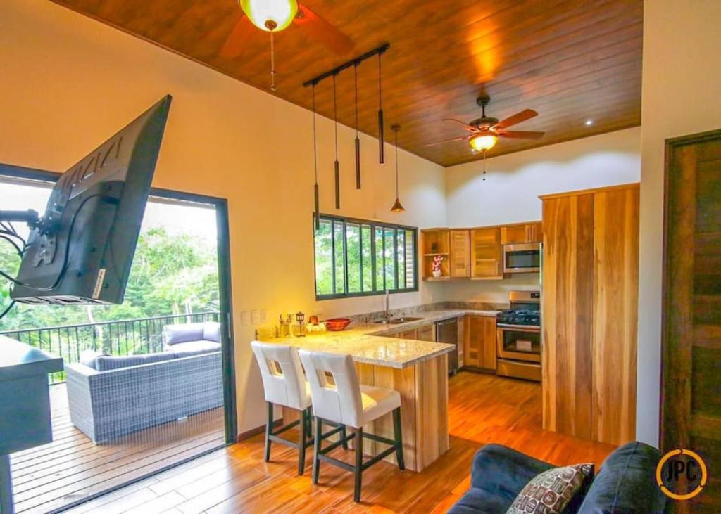 Stunning Mountain View House, Platanillo (updated prices 2024)