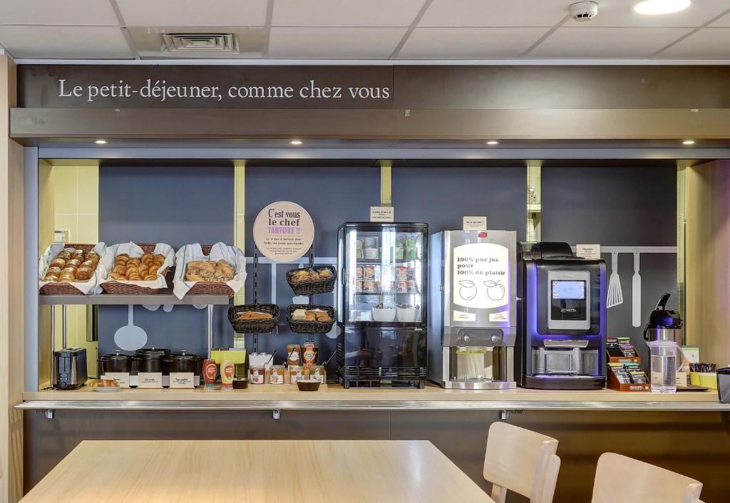 B&B HOTEL Reims Centre Gare - Resim 6