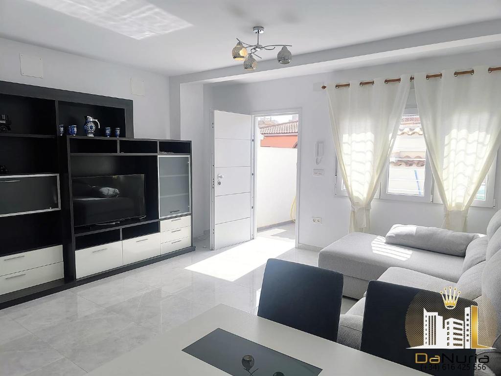 https://cf.bstatic.com/xdata/images/hotel/max1024x768/511792254.jpg?k=e4a11063853d7d56eed01d14698081aea27daf82757083fff4178fb72d3d8593&o=&hp=1