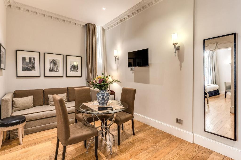 Via Napoli Apartments - 8