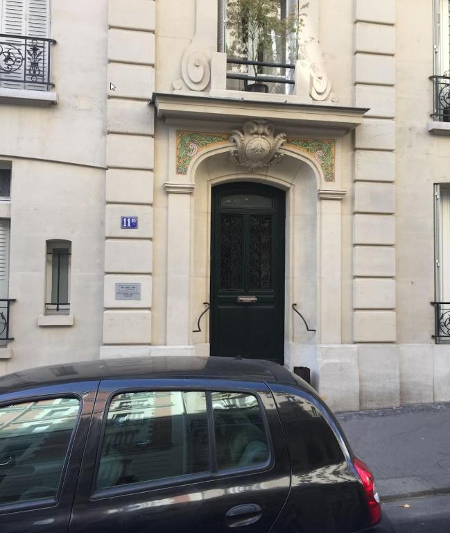 Fasade eller inngang p&aring; My Nest Inn Paris Mouffetard - 30m2 - 200m du jardin des Plantes