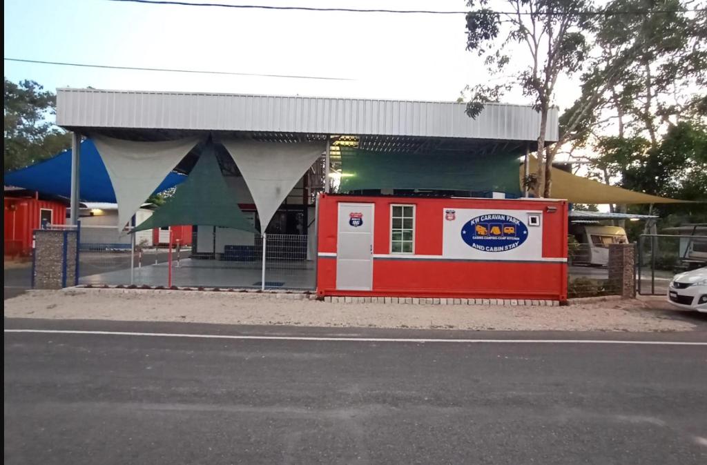 Gallery image of KW Caravan Park & Cabin Stay in Kampong Parit Tengah