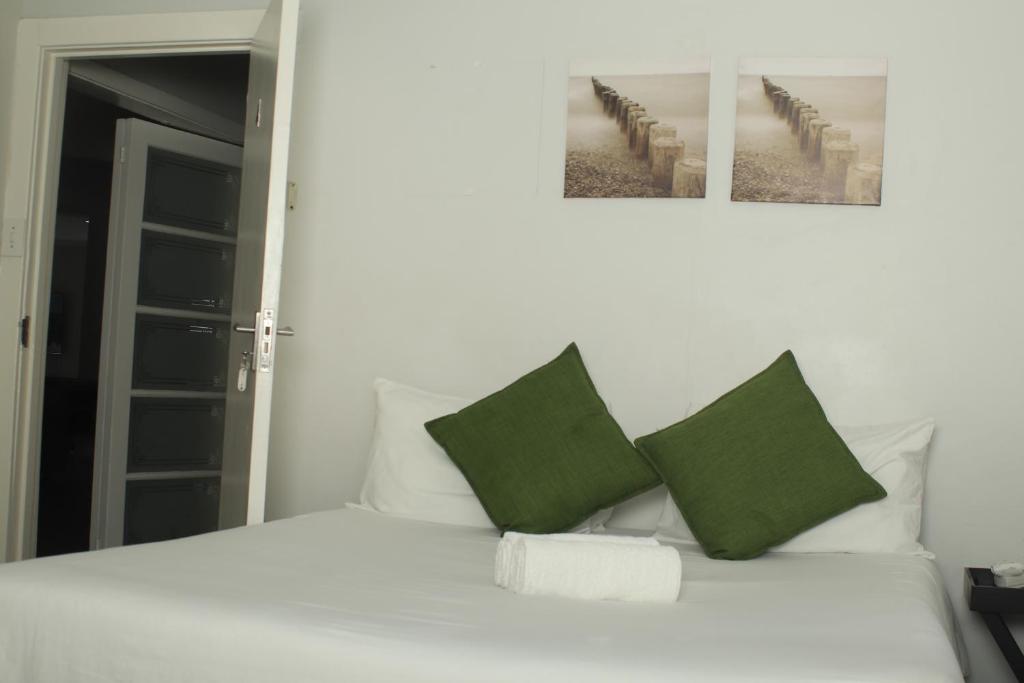 East Prestige lodge - Deluxe Double Room