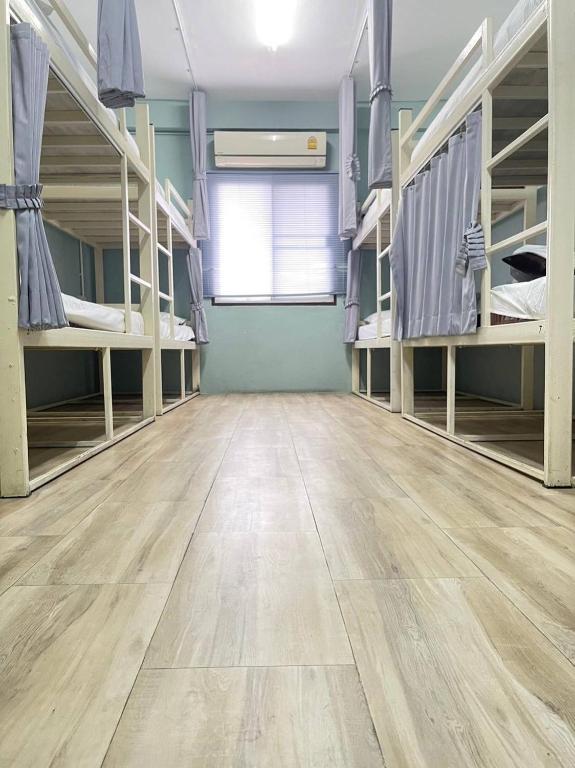 wonderful hostel khaosan Images