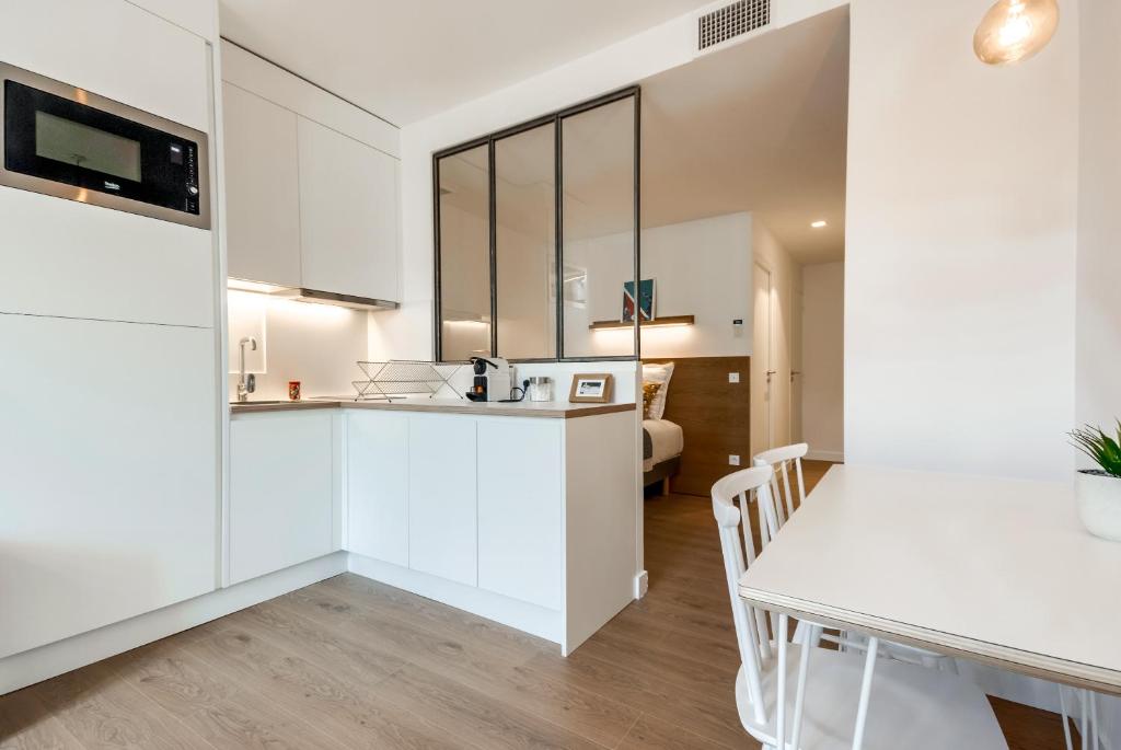 The Babel Community - République - Joliette - Resim 17