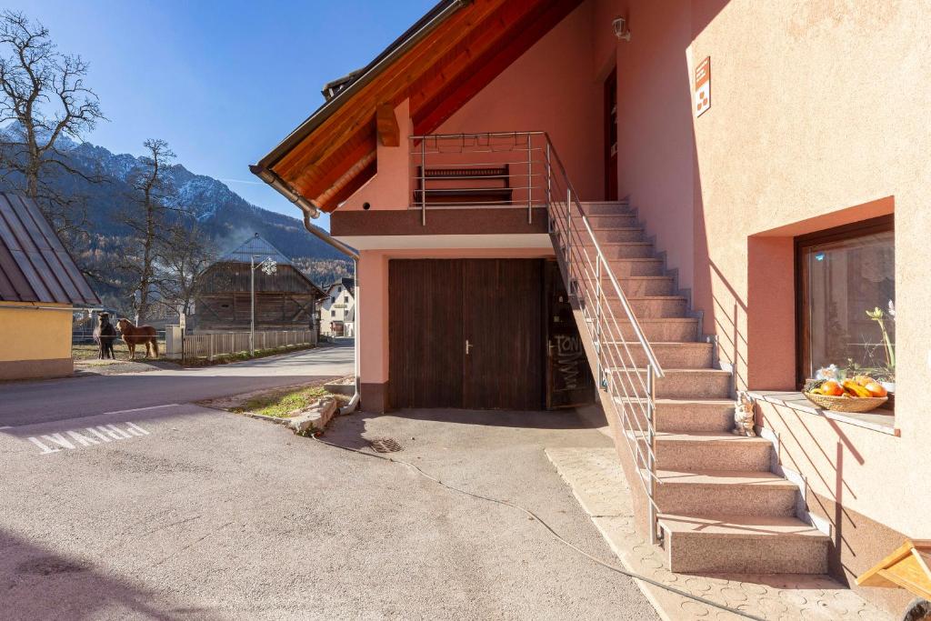 Nespecifikovaný výhled na hory nebo výhled na hory při pohledu z apartmánu