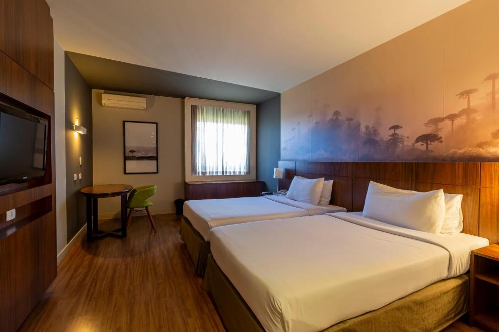 Hotel Cassino Tower Curitiba Aeroporto By Nacional Inn - Habitación Triple