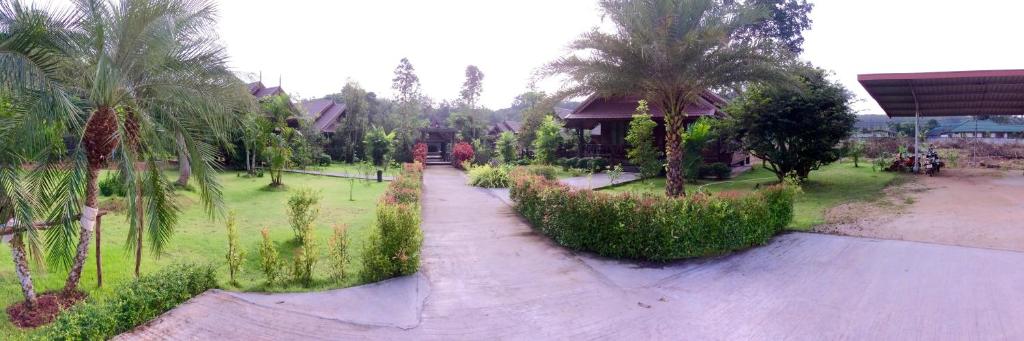 Zahrada ubytování Burilamplai Resort บุรีลำปลาย รีสอร์ท