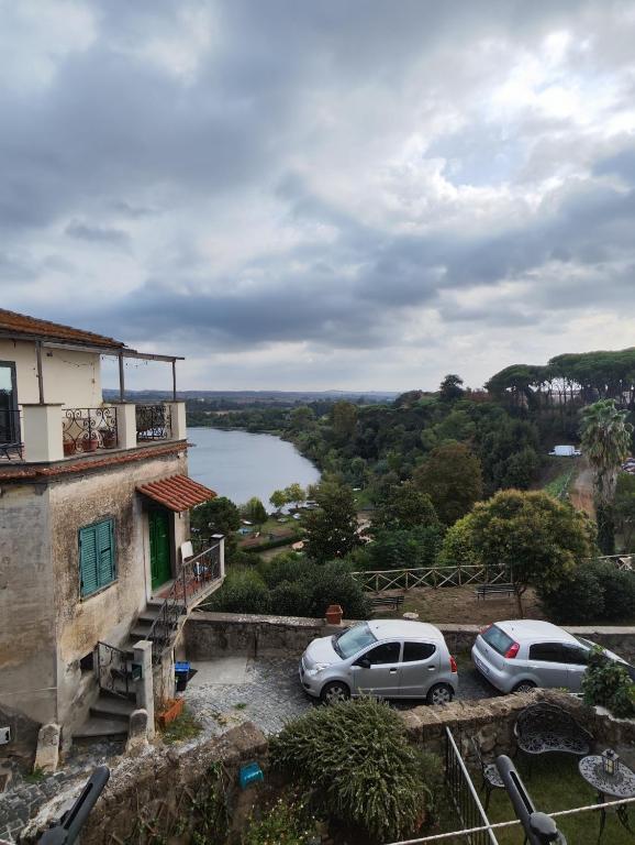 Kép Chalet Romantico Sul Lago szállásáról Anguillara Sabaziában a galériában
