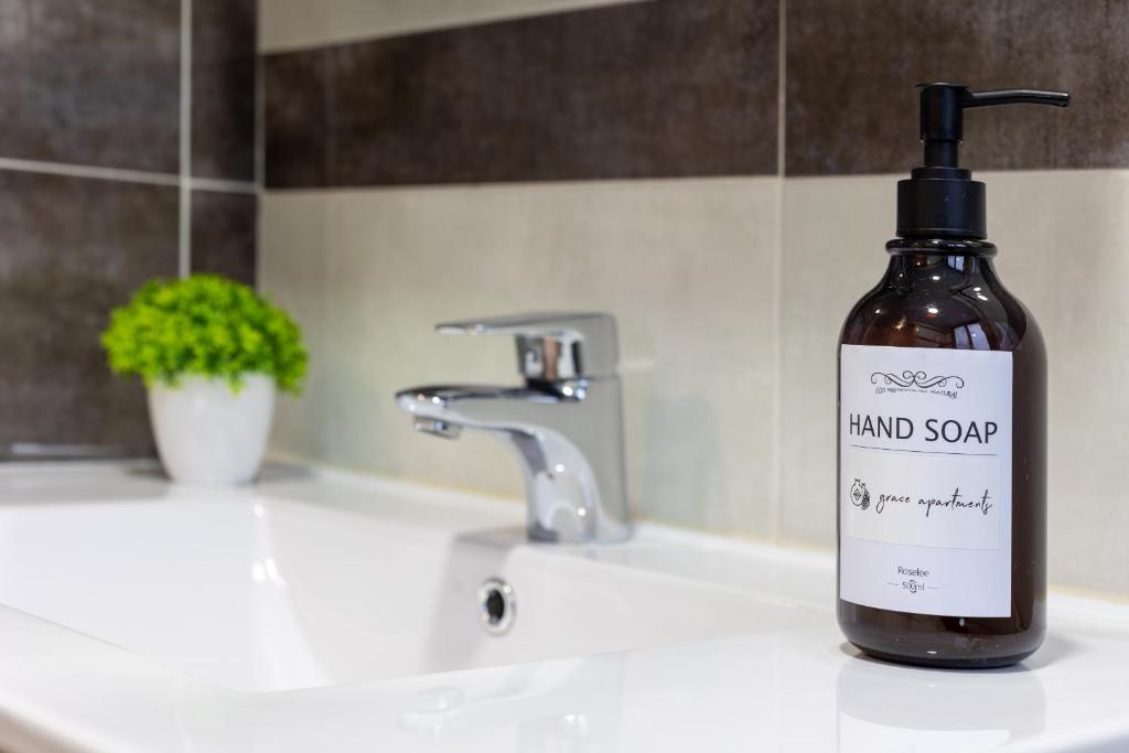 Grace Apartments - 3 bedroom City Centre - 11