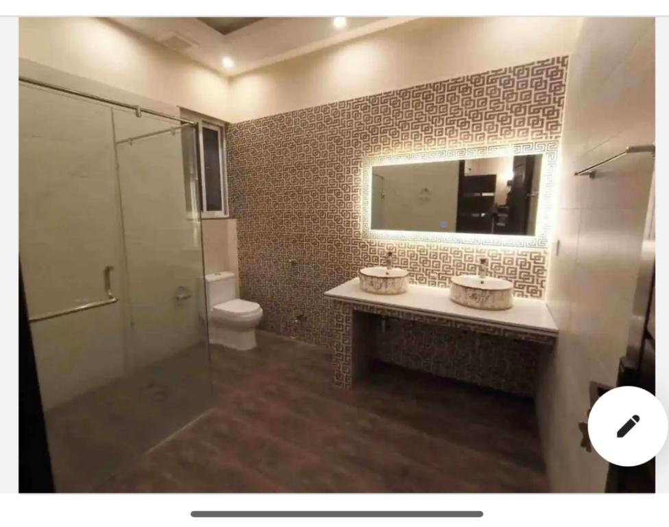 Luxury house DHA phase 9 Lahore, Lahore (updated prices 2024)