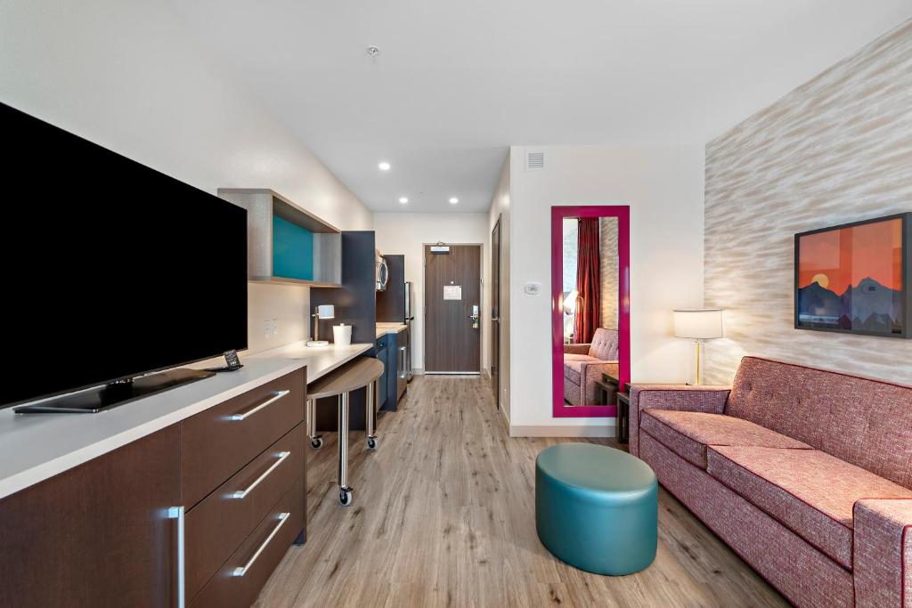 Home2 Suites By Hilton San Bernardino photo