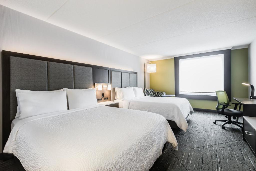 Holiday Inn Express & Suites Toronto Airport South by IHG - Resim 37